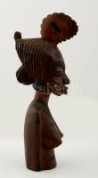 Faragott afrikai női figura, jelzés nélkül,  m:33 cm