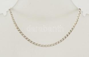 Ezüst(Ag) karlánc, jelzett, h: 18 cm, nettó: 1,9 g