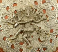 Indiai Shiva fali tál, kis horpadással, réz, d:34 cm