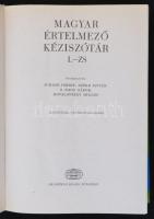 Magyar Értelmező Kéziszótár I-II. Bp., 1999, Akadémiai Kiadó. Kiadói egészvászon, kiadói papírborító...