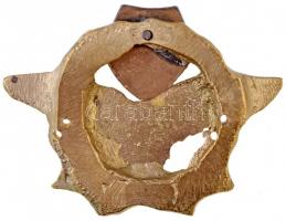 DN "Kossuth címeres és turul madaras jelvény" aranyozott fém, rögzítéshez négy lyuk (57x43...