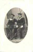 Osztrák-magyar haditengerészek, Jubileumi kereszt kitüntetéssel / Austro-Hungarian Navy mariners, with Jubilee Cross decoration, photo (fl)