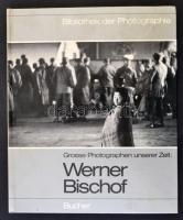 Flüeler, Niklaus: Grosse Photographen unserer Zeit: Werner Bischof. Luzern - Frankfurt a. M., 973, Bucher (Bibliothek der Photographie 6.). Kartonált papírkötésben, jó állapotban.