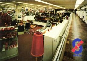 3 db MODERN használatlan reklám képeslap a SKÁLA Budapest Szövetkezeti Nagyáruházról, belső nézetes ...