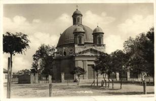 Komárom, Komárno; Kossuth tér, Szent Rozália templom / square, church (kis szakadás / small tear)