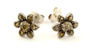 Ezüst(Ag) virágos fülbevaló hiányos markazit berakással, jelzett, br: 2,2 g