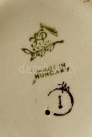 Vegyes kerámia és porcelán figurák, 3 db, kézzel festettek, hibátlanok