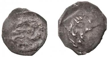 Ausztria ~1200. Friesachi Denar Ag (2x) (0,58g/0,65g) T:2
Austria ~1200. Friesach Denar Ag (2x) (0,...