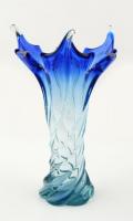 Dekoratív muránói fújt csavart váza, anyagában színezett, hibátlan, jelzés nélkül, m:28 cm