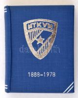 MTKVM. 1888-1978. Magyar Testgyakorlók Köre VM 90 éves. Szerk.: Kovács Mihály. Miskolc, 1978, Miniatűrkönyvgyűjtők Klubja. Kiadói kék műbőr kötés. Számozott (1500/273.) példány, fekete számozással. Kereskedelmi forgalomba nem került