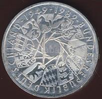 NSZK 1989. 10DM Ag "1949-1989. Republik " T:1