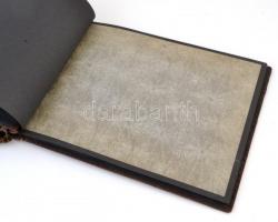 Bőrborítású, halászjelenettel díszített régi fotóalbum sok férőhellyel