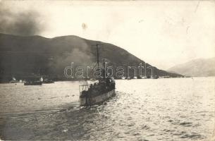 K.u.K. Tb 74 T Torpedóromboló a Kotori-öbölben / WWI K.u.K. Kriegsmarine, Austro-Hungarian torpedo boat Tb 74 T in the Kotor Bay, photo