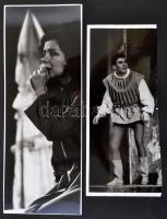 1960 23 db fotó a Rómeó és Júlia vígszínházi előadásról: Ruttkai, Latinovits, stb., 23×29,5 cm