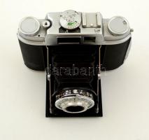 Agfa Isolette-L fényképezőgép, Agfa Color Apotar 1:4.5/85 objektívvel, saját bőr tokjában. /
Vintag...