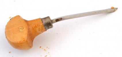 Linóleum metszőkészlet, fa dobozban, 11 db, a fa doboz kopottas, foltos, a doboz belsejében a szívac...