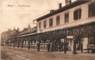 Bátyú, Batyovo; Vasútállomás / railway station (EK)