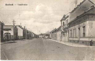 Szolnok, Vasút utca, kiadja Gerő Ignác (EK)