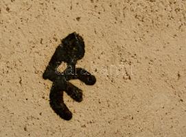 Balczó Edit (1935-2010): Lovaskocsi. Festett mázas kerámia falikép, jelzett, apró kopással, 18×29 cm