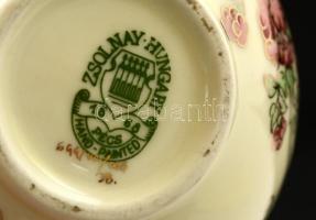 Zsolnay virágmintás porcelán kis kaspó, kézzel festett, jelzett, hibátlan, 6x8 cm