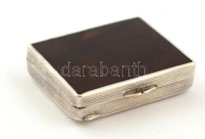 Ezüst(Ag) gyógyszertartó, berakással, jelzett, 4x3x1 cm, bruttó: 21,1 g