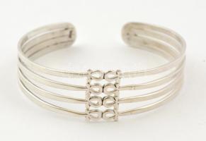 Ezüst(Ag) karperec, jelzett, 7x6 cm, nettó: 25,6 g