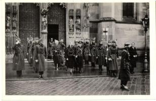 1938 Kassa, Kosice; bevonulás, Horthy Miklós kormányzó, Purgly Magdolna, székesegyház / entry of the Hungarian troops, Horthy, Purgly, cathedral