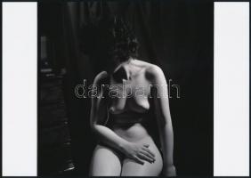 cca 1974 Örömteli lopott órák, 4 db szolidan erotikus akt fotó, korabeli vintage negatívokról készül...