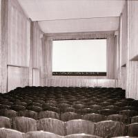 1973 Budapest, Balassi mozi külső-belső felvételei, 5 db szabadon felhasználható vintage negatív, 6x...