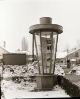 1971 Budapest, a Fővárosi Moziüzemi Vállalat hirdető oszlopai, plakáthelyei, kirakatai, ahol az új f...