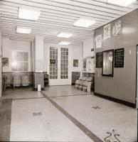 1982 Budapest, BÉKE mozi külső-belső felvételei, 6 db szabadon felhasználható vintage negatív, 6x6 c...