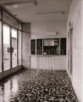 1982 Budapest, BALASSI mozi külső-belső felvételei, 6 db szabadon felhasználható vintage negatív, 6x...