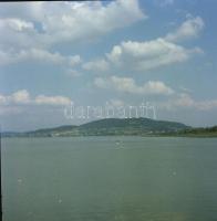 1984 Badacsonyi tájak, épületek, 46 db vintage negatív, szabadon felhasználhatók, 6X7 cm