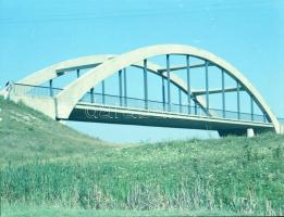 1973 Hídépítő Vállalat által épített hidak országszerte, 51 db vintage negatív, szabadon felhasználh...