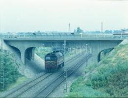 1973 Hídépítő Vállalat által épített hidak országszerte, 51 db vintage negatív, szabadon felhasználh...