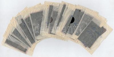 ,,Piere és Paul" című film állóképei, 25 db negatív, ezekről készültek a mozik előcsarnokában k...