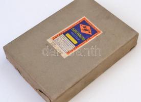 cca 1930 Halott ember az ágyában, a ravatalon, 8 db vintage üveglemez negatív Lőcsei Árpád (?-?) kec...