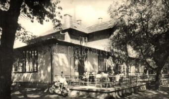 8 db MODERN magyar városképes képeslap, Dobogókő, Balatonlelle, Galyatető, Tihany, Esztergom, Szeged...