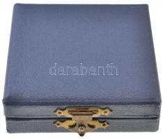 DN "20 éves az MNB és az ONB sportkapcsolata" jelzett Ag emlékérem dísztokban (27,75g/0.90...