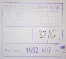 cca 1982 Kalocsai Rudolf: Kerékpár gyárban, aláírt vintage fotóművészeti alkotás, 39x29 cm, karton 5...