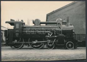 cca 1930 A Ganz gyár mozdonyának fotója, 12x17 cm