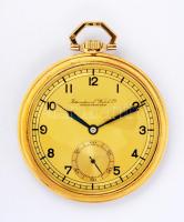 Art deco IWC Schaffausen arany (Au) 14 K zsebóra, hibátlan, szinte karcmentes állapotban, hibátlan üveggel. Másodpercmutatós, jelzett, sorszámozott. Hibátlanul működik. Bruttó:67 g / IWC gold (14 C) art deco pocket watch in beautiful condition. Works flawlessly