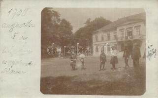 1908 Pozsony, Pressburg, Bratislava; Vaskutacska, Eisenbrünnel; Ferdinánd király vasfürdő / spa, photo