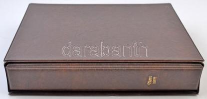 "Numisbriefe" műbőr album, benne 28 oldallal, kétféle méretű bankjegyek vagy borítékok tár...