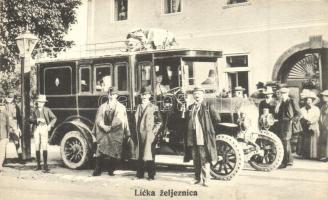 Lika vasútvonal autóbusza / Licka zeljezníca. Naklada M. Weinberg fotograf / Lika railway, autobus (szakadás / tear)