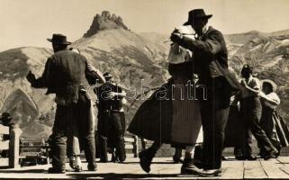 5 db RÉGI svájci folklór lap / 5 pre-1945 Swiss folklore postcards