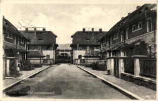 22 db főleg RÉGI felvidéki városképes lap, vegyes minőség / 22 mostly pre-1945 Slovakian town-view p...