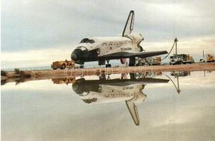 4 db MODERN amerikai űrhajós lap / 4 modern American astronauts postcards