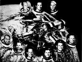 4 db MODERN amerikai űrhajós lap / 4 modern American astronauts postcards