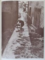 Ludovít Havlac: Sociálna fotografia na Slovensku. Obsah, dejiny, súvislosti, prínosy. Pozsony, 1974,...